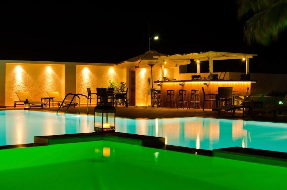 Maltezana Beach Hotel Exterior foto