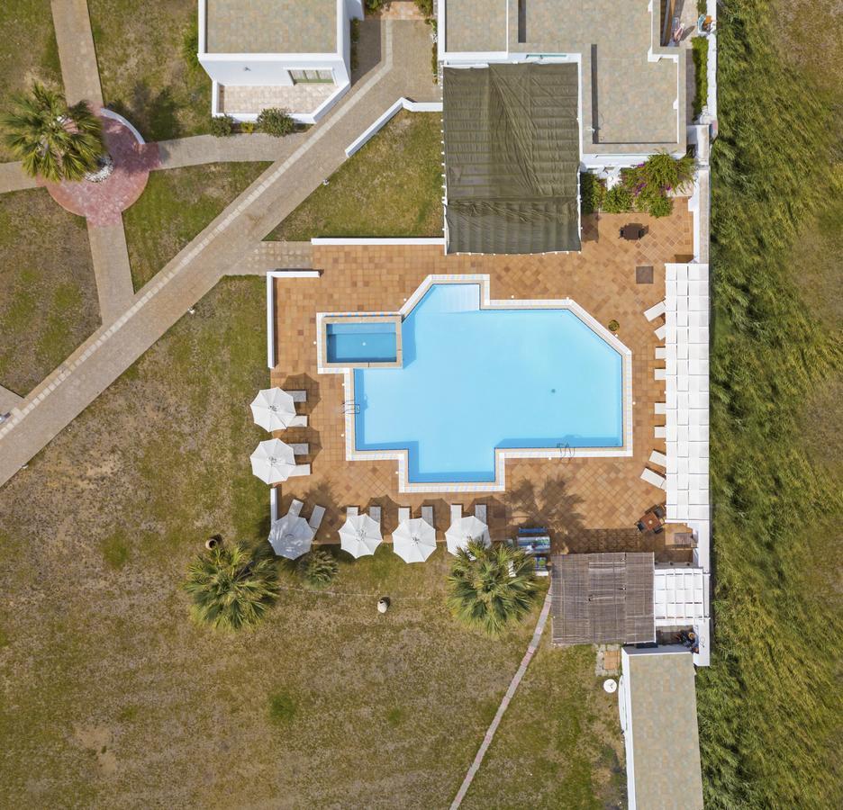 Maltezana Beach Hotel Exterior foto